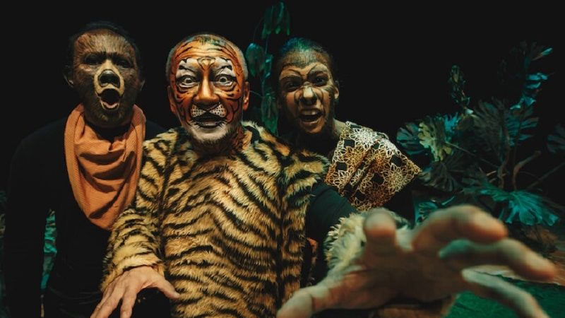 Watch the reimagined folktale of Sang Kancil at the premiere of How Beruang Lost His Tail, directed by Lim Kien Lee. Music Press Asia