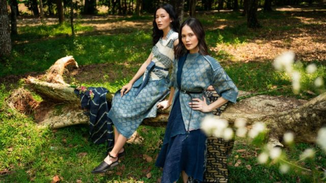 Tenun Fashion Week Showcasing Handwoven Textiles. Music Press Asia