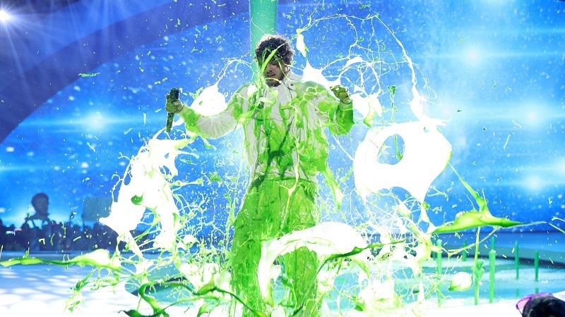 Dixie D'Amelio Gets SLIMED While Announcing the Kids' Choice Awards 2022  Hosts & Nominees! - Nickelodeon Kids' Choice Awards 2022 (Video Clip)