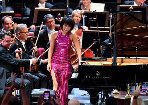 Yuja Wang recorded Mendelssohn piano concerto with Kurt Masur. Music Press Asia