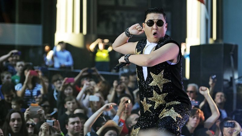 Psy Gangham Style at VA UK. Music Press Asia