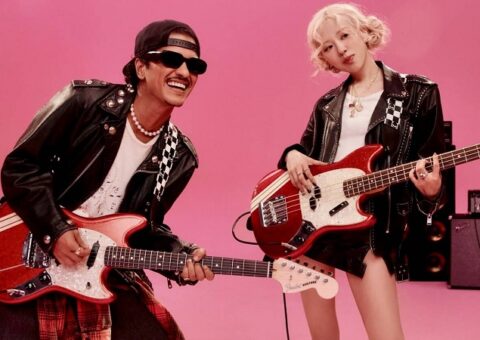 Bruno Mars Rose APT song hit 300 million in 22 days Music Press Asia