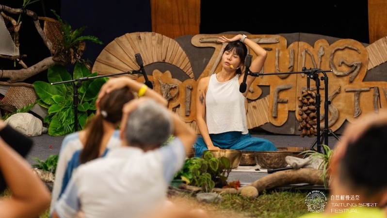 The Summer Healing Festival brings together concerts, art shows, performances, open-air markets, and outdoor activities in an open forested area, where people can hang out, interact, and feel the enchantment of summer life in Taitung.